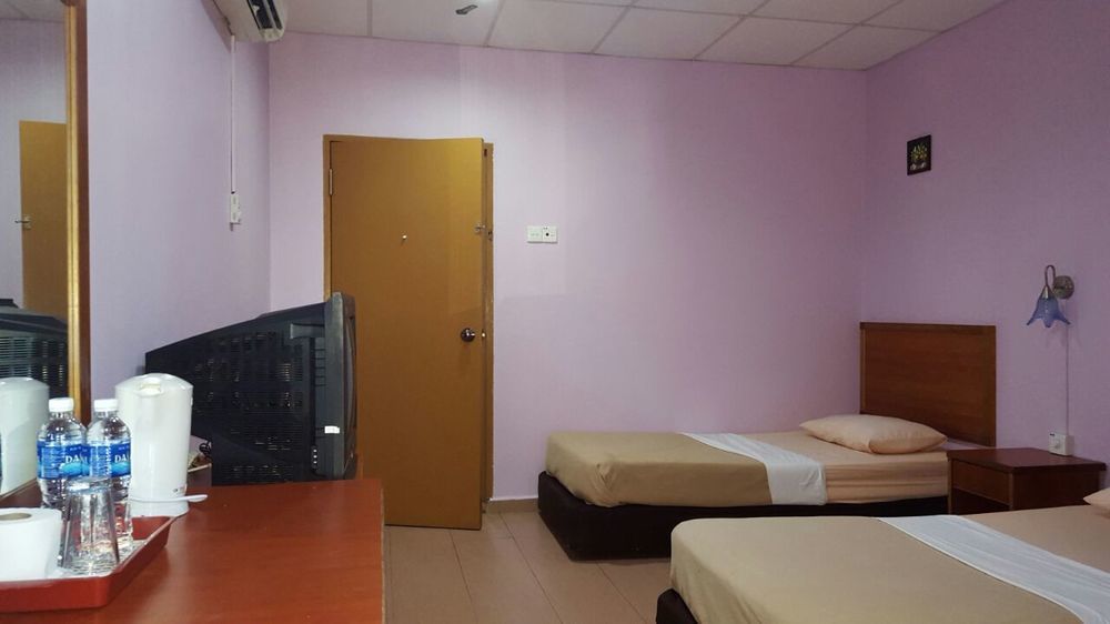 Oyo 702 D View Hotel Mersing Exterior photo