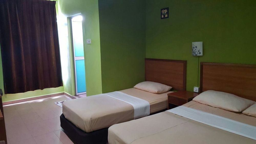 Oyo 702 D View Hotel Mersing Exterior photo