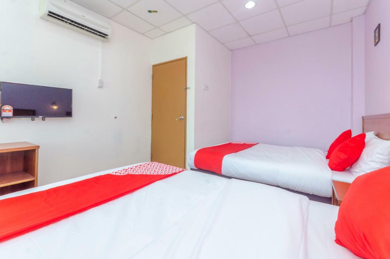 Oyo 702 D View Hotel Mersing Exterior photo